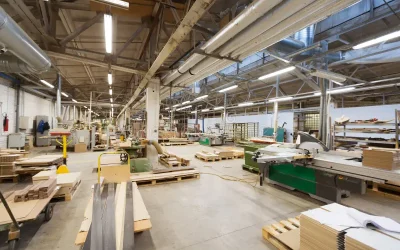 Mobiliario de Alto Rendimiento: Fusión de Metal y Madera para Espacios Residenciales y Comerciales